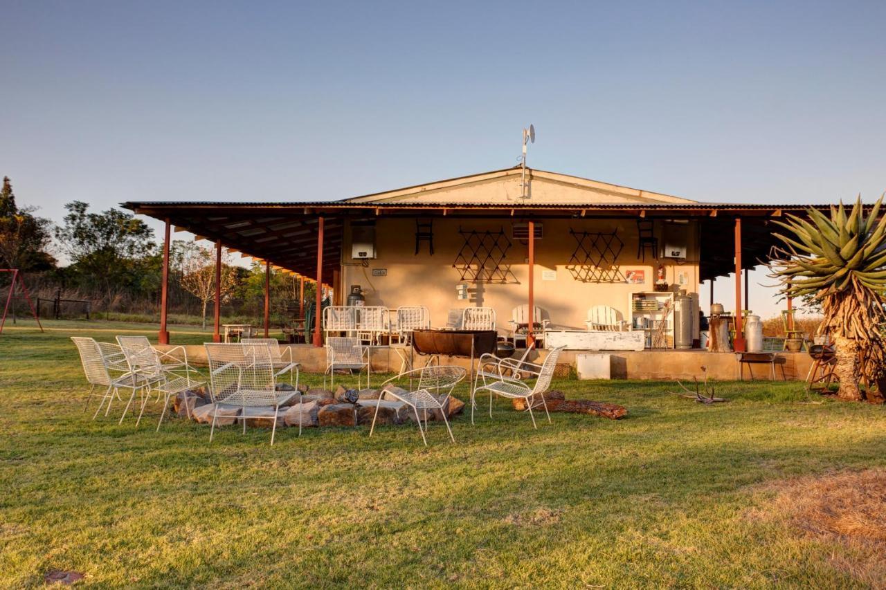 Drakensberg Bush Lodge And Backpackers Вінтертон Екстер'єр фото