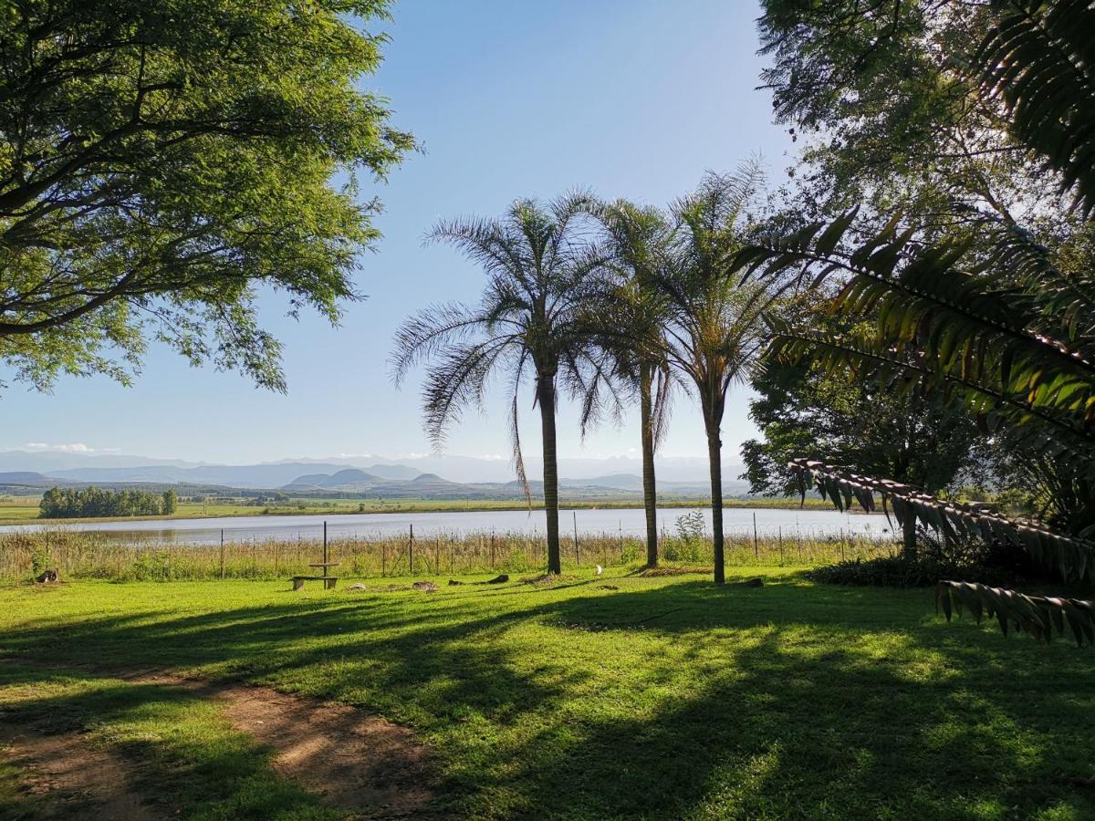 Drakensberg Bush Lodge And Backpackers Вінтертон Екстер'єр фото